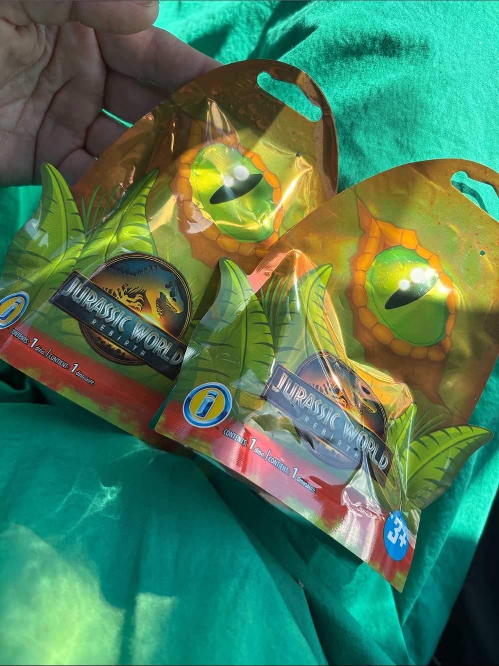 Jurassic World Surprise Reptile Pack - Green & Orange